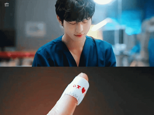 EP06---Dr-Romantic-10.gif