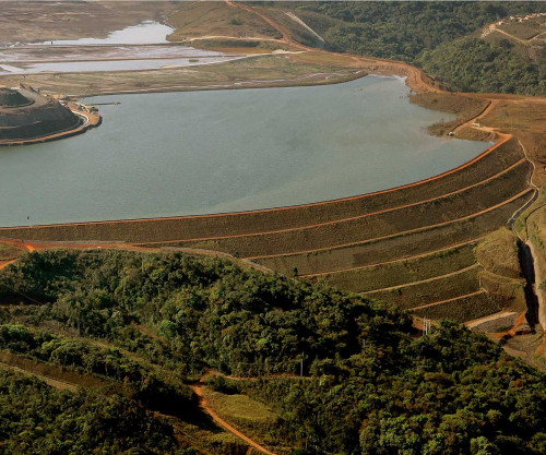 Barragem de Fundão, em Mariana, Minas Gerais. Visit: https://www.flickr.com/photos/williamrobertoramalhodemiranda/53891800493