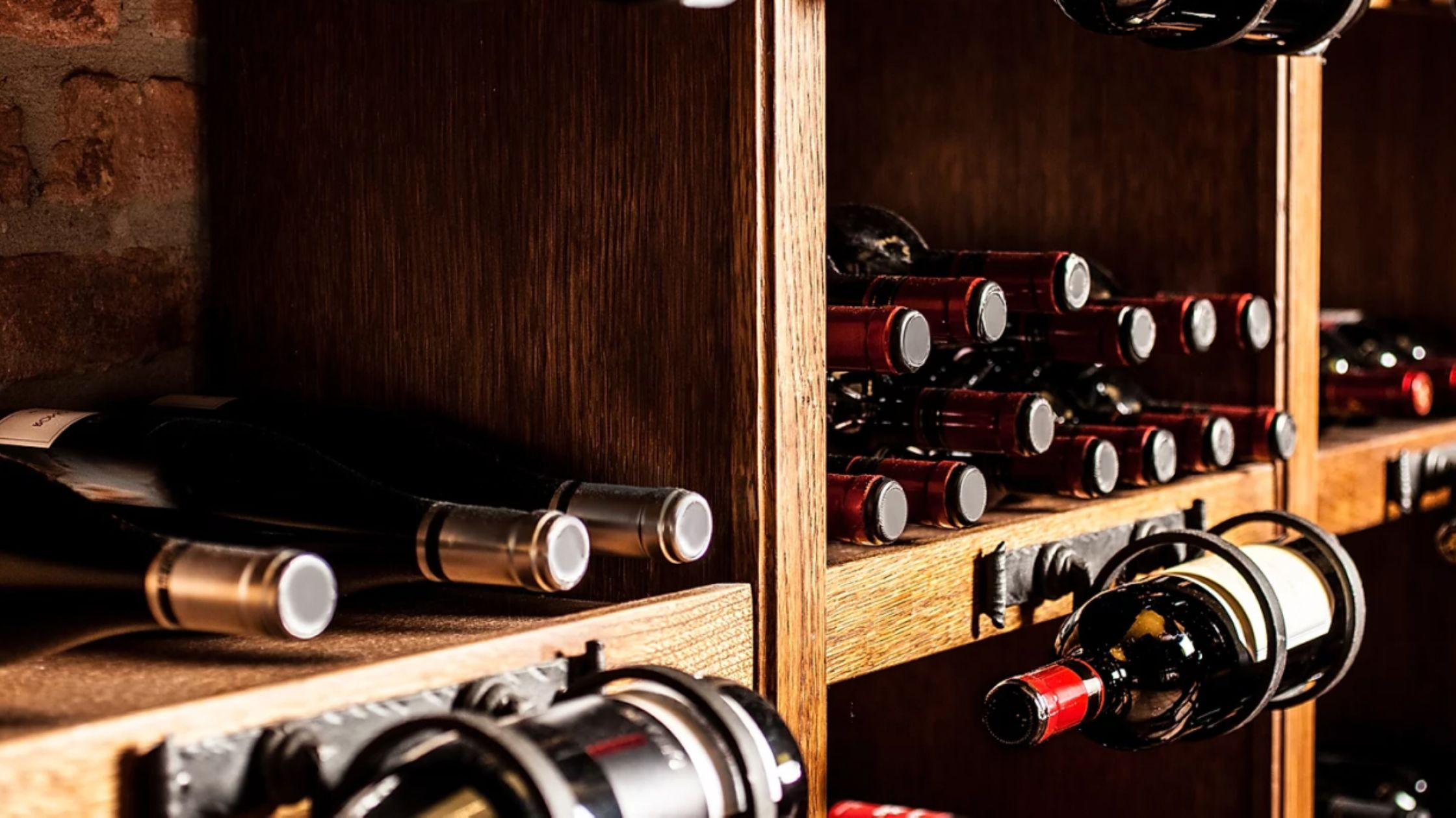 How to Build a Personal Wine Collection with Online Brokers